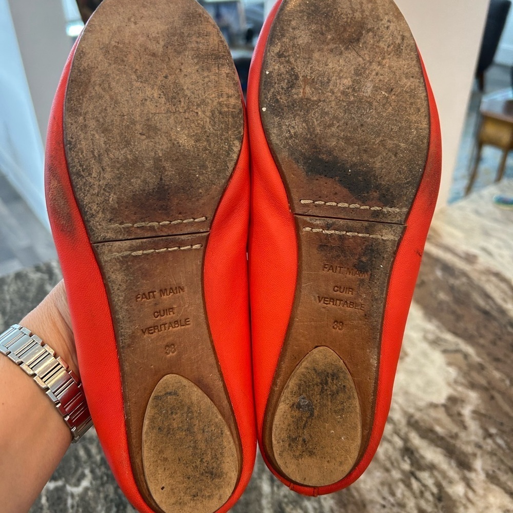 Bagllerina Orange ballet Flats, size 38. French brand. Have wear but GUC - Picture 4 of 6